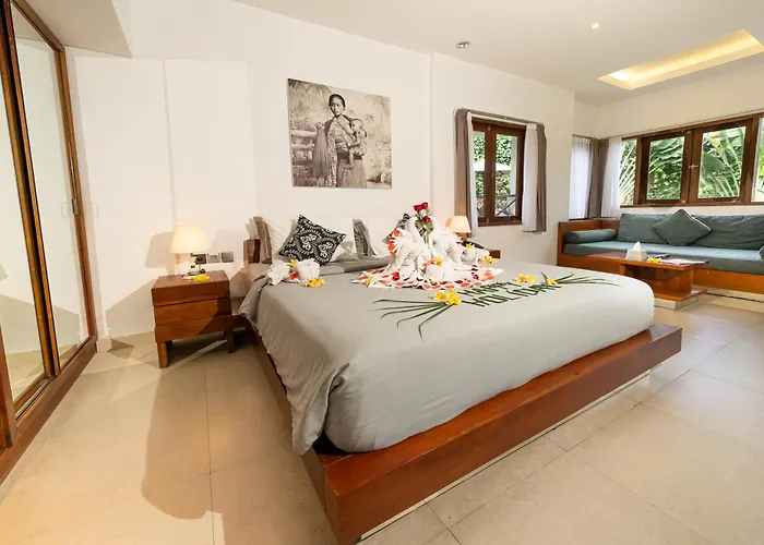 ホテル Bali Karma Sajtra 4*